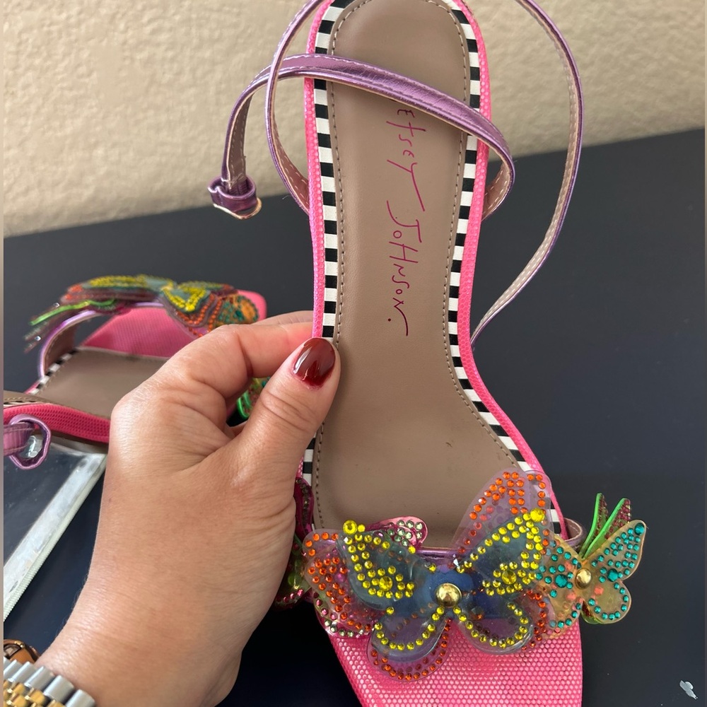 Betsey Johnson Clear Butterfly Wedges - Size 5.5 - Picture 10 of 10
